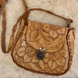 Vintage 70s tooled leather crossbody
